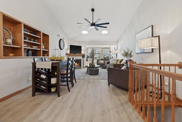 635 Cardinal WAY, Sun Prairie, WI 53590