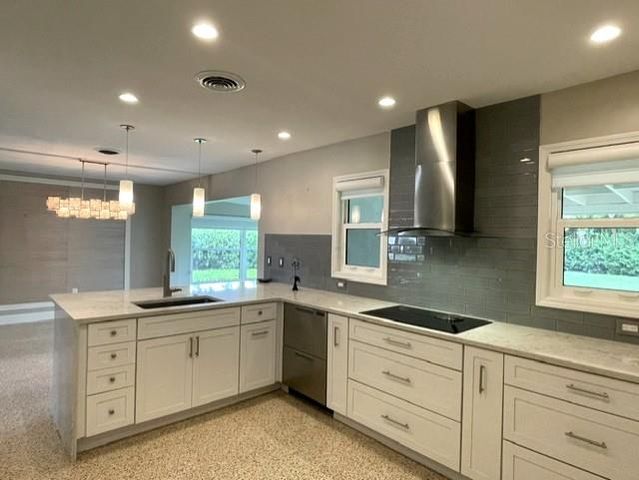 2253 VALENCIA DRIVE, Sarasota, FL 34239