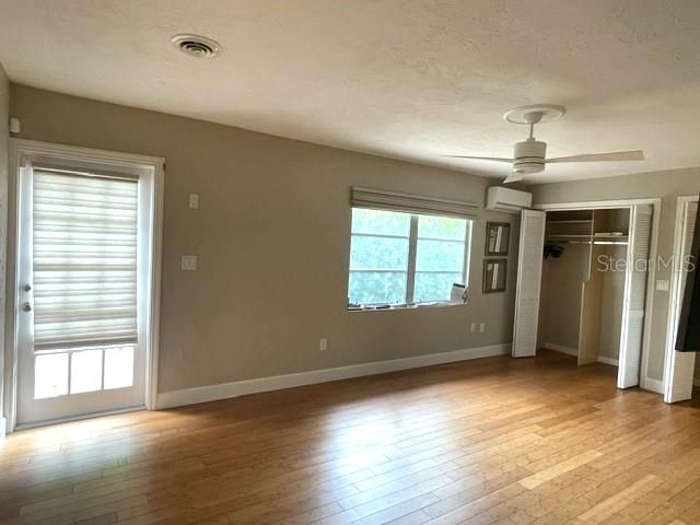 2253 VALENCIA DRIVE, Sarasota, FL 34239