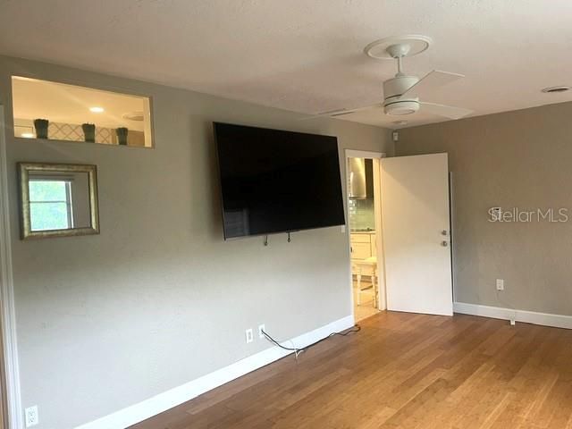 2253 VALENCIA DRIVE, Sarasota, FL 34239