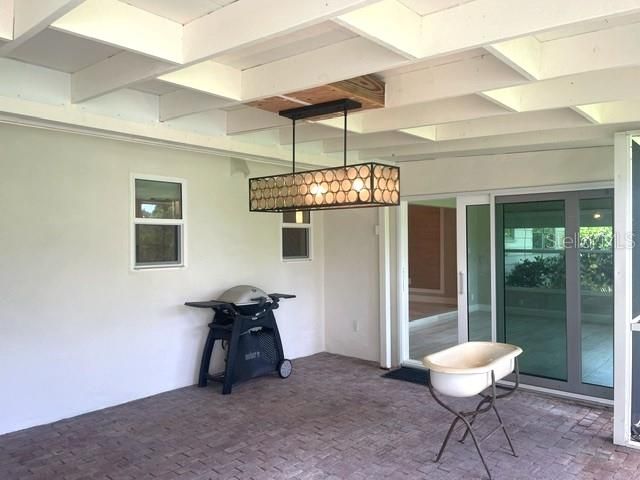 2253 VALENCIA DRIVE, Sarasota, FL 34239