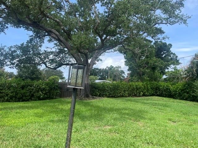 2253 VALENCIA DRIVE, Sarasota, FL 34239