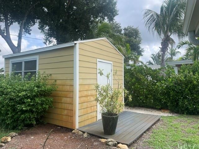 2253 VALENCIA DRIVE, Sarasota, FL 34239