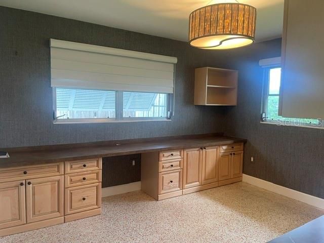 2253 VALENCIA DRIVE, Sarasota, FL 34239