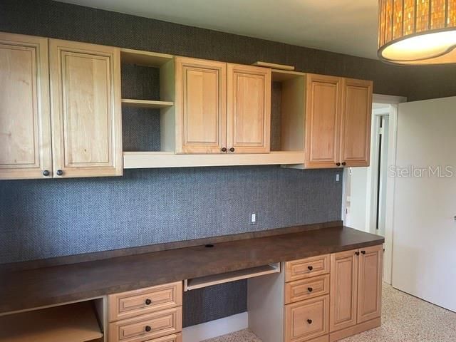 2253 VALENCIA DRIVE, Sarasota, FL 34239