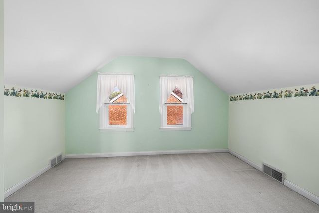 504 LAWRENCE RD, Havertown, PA 19083