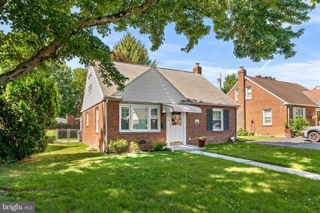 504 LAWRENCE RD, Havertown, PA 19083