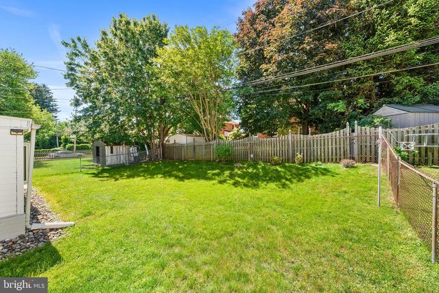 504 LAWRENCE RD, Havertown, PA 19083
