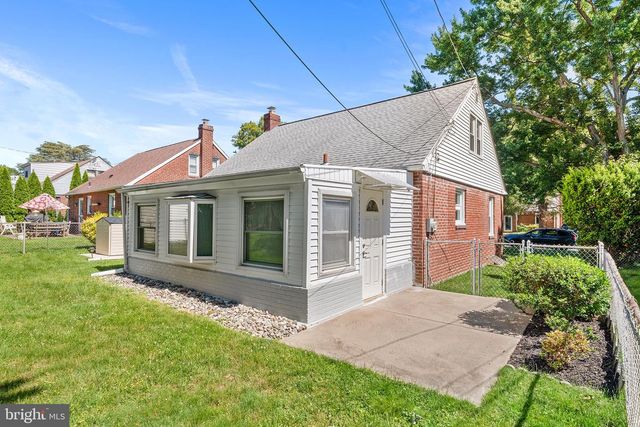 504 LAWRENCE RD, Havertown, PA 19083
