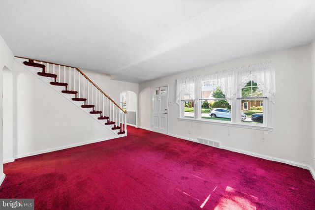 504 LAWRENCE RD, Havertown, PA 19083