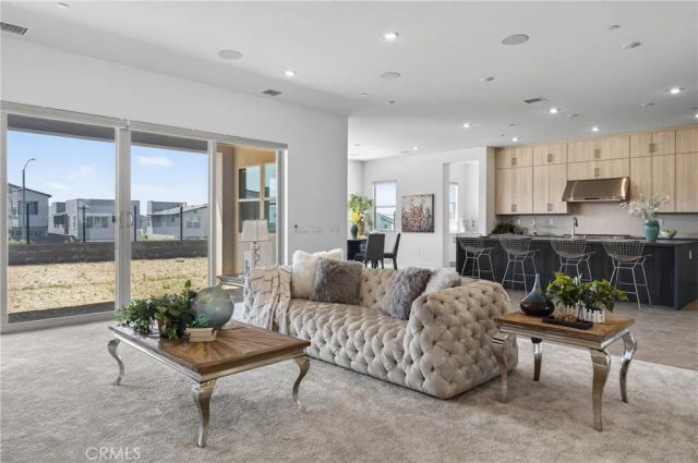 15849 Butterfly, Fontana, CA 92336