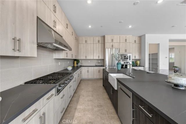 15849 Butterfly, Fontana, CA 92336
