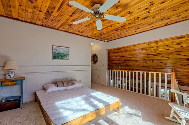 817 River Bend Drive, Hayesville, NC 28904