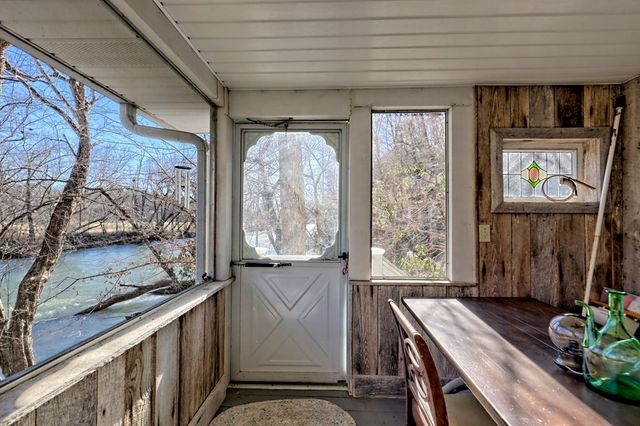 817 River Bend Drive, Hayesville, NC 28904