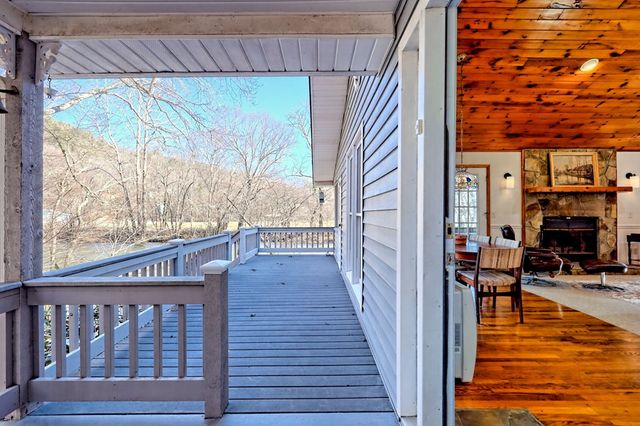 817 River Bend Drive, Hayesville, NC 28904