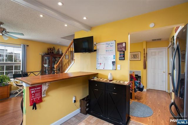 89 Vaughan Drive 824, Newark, NJ 07103