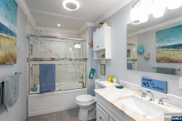 89 Vaughan Drive 824, Newark, NJ 07103
