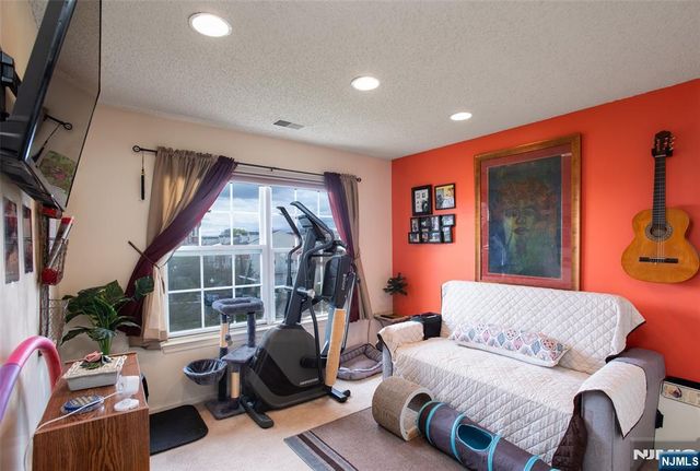 89 Vaughan Drive 824, Newark, NJ 07103
