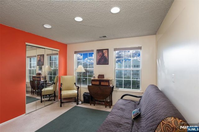 89 Vaughan Drive 824, Newark, NJ 07103