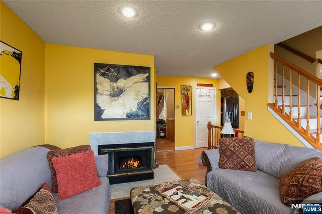 89 Vaughan Drive 824, Newark, NJ 07103