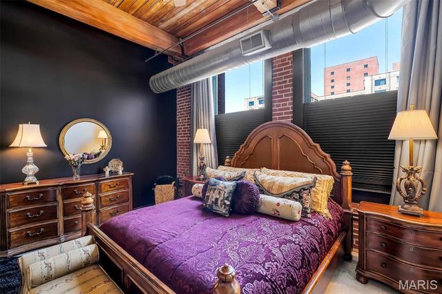 703 N 13th Street 207, St Louis, MO 63103