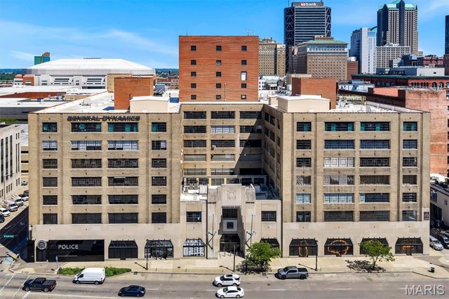 703 N 13th Street 207, St Louis, MO 63103