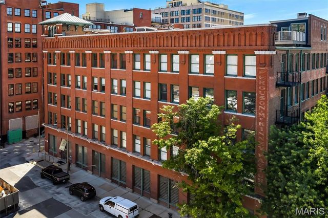 703 N 13th Street 207, St Louis, MO 63103