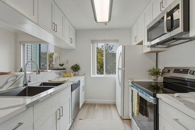 41 Grandview Street 805, Santa Cruz, CA 95060