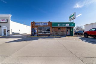 18228 E 9 Mile Road, Eastpointe, MI 48021