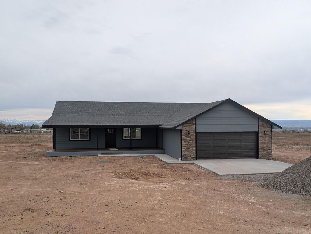 20174 Lilac Lane, Eckert, CO 81418