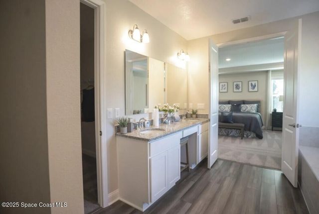 2728 Nilgiri Street NW, Palm Bay, FL 32907