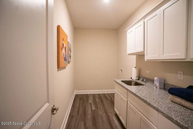 2728 Nilgiri Street NW, Palm Bay, FL 32907