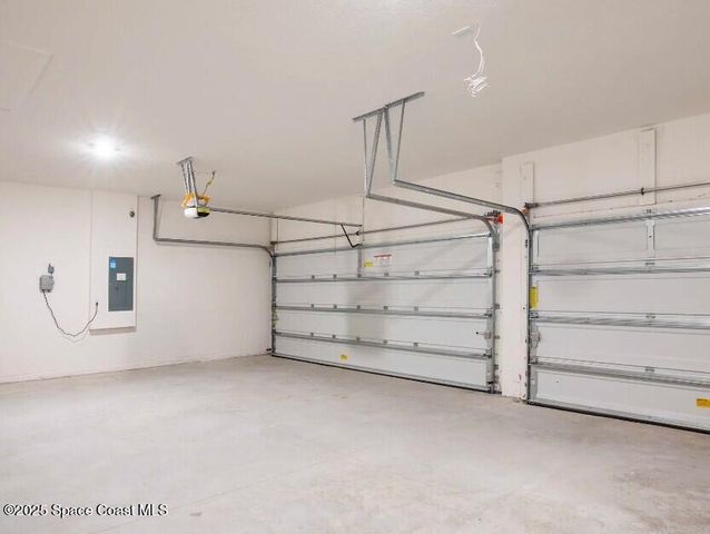 2728 Nilgiri Street NW, Palm Bay, FL 32907