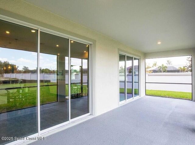 2728 Nilgiri Street NW, Palm Bay, FL 32907