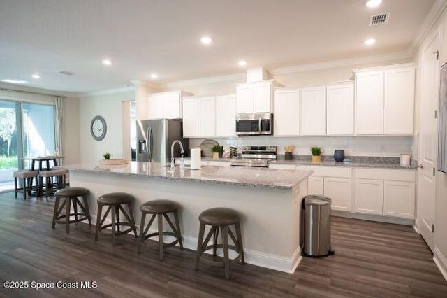 2728 Nilgiri Street NW, Palm Bay, FL 32907