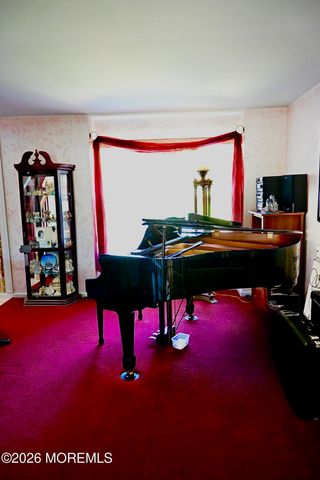 14 Azalea Court, Barnegat, NJ 08005