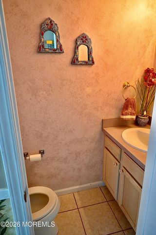 14 Azalea Court, Barnegat, NJ 08005