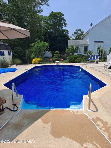 14 Azalea Court, Barnegat, NJ 08005