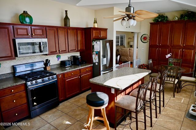 14 Azalea Court, Barnegat, NJ 08005