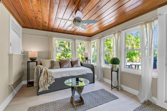 510 N OSPREY AVENUE, Sarasota, FL 34236