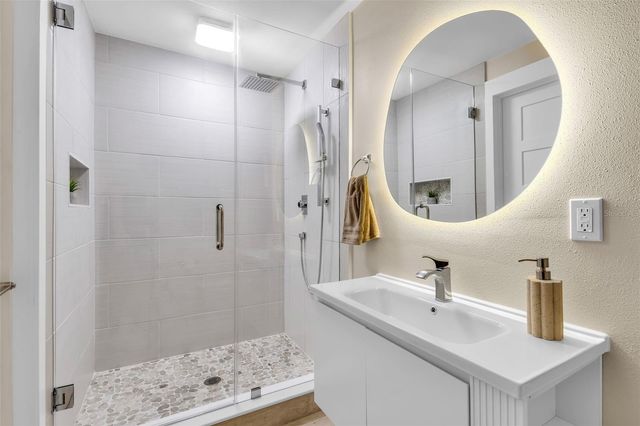 510 N OSPREY AVENUE, Sarasota, FL 34236