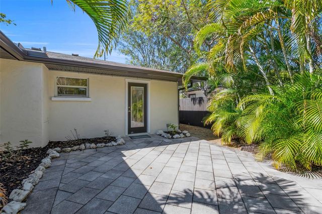 510 N OSPREY AVENUE, Sarasota, FL 34236