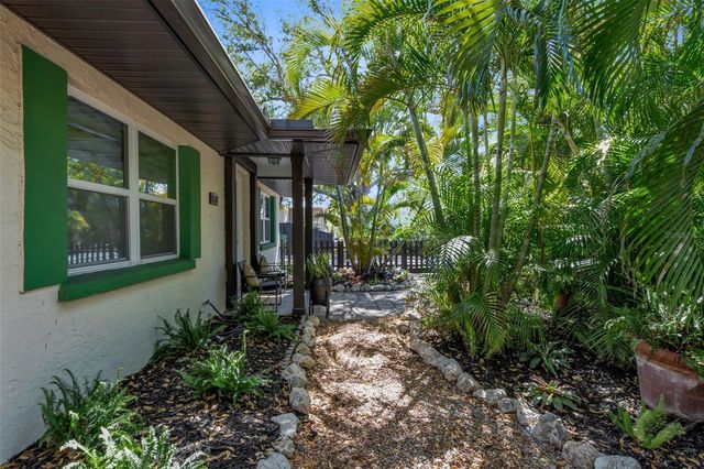 510 N OSPREY AVENUE, Sarasota, FL 34236