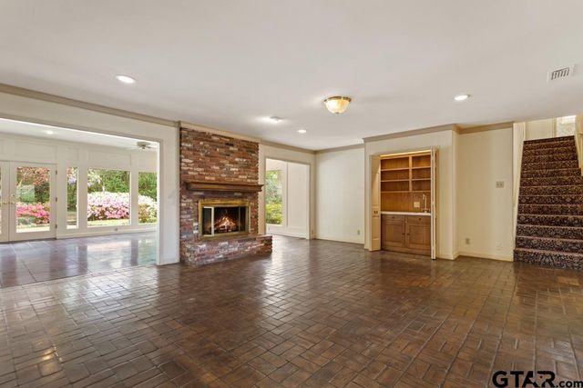 3326 Fry Ave, Tyler, TX 75701