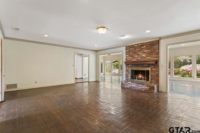 3326 Fry Ave, Tyler, TX 75701