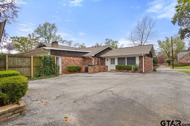 3326 Fry Ave, Tyler, TX 75701