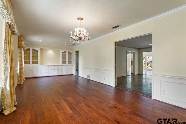 3326 Fry Ave, Tyler, TX 75701
