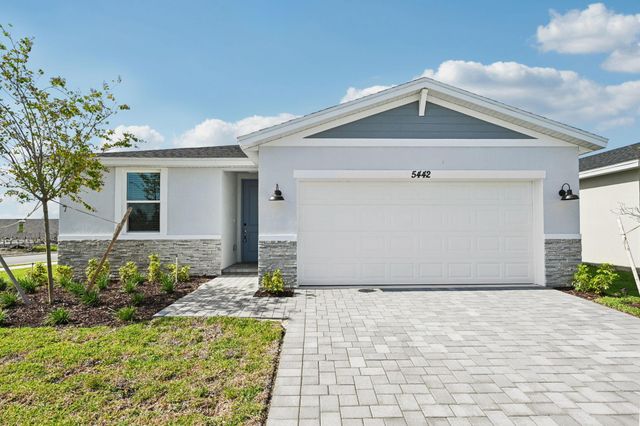 5442 Hampton Park Circle, Vero Beach, FL 32966