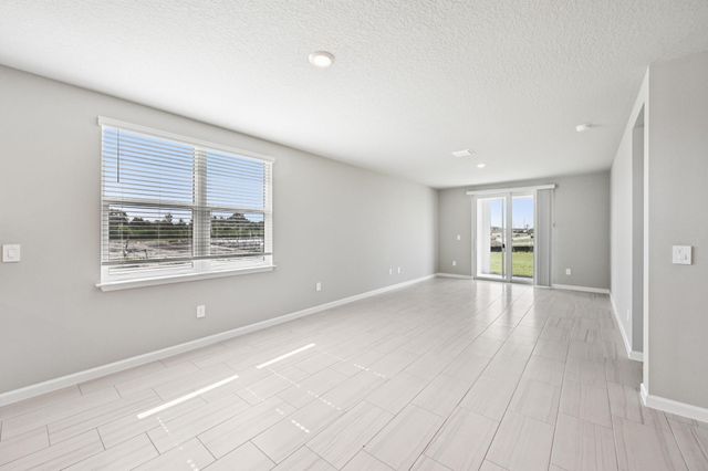 5442 Hampton Park Circle, Vero Beach, FL 32966