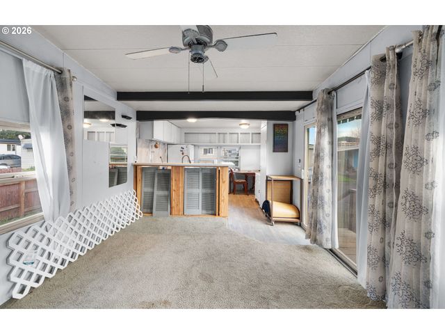 8039 Se MONTEREY Ave, Milwaukie, OR 97222